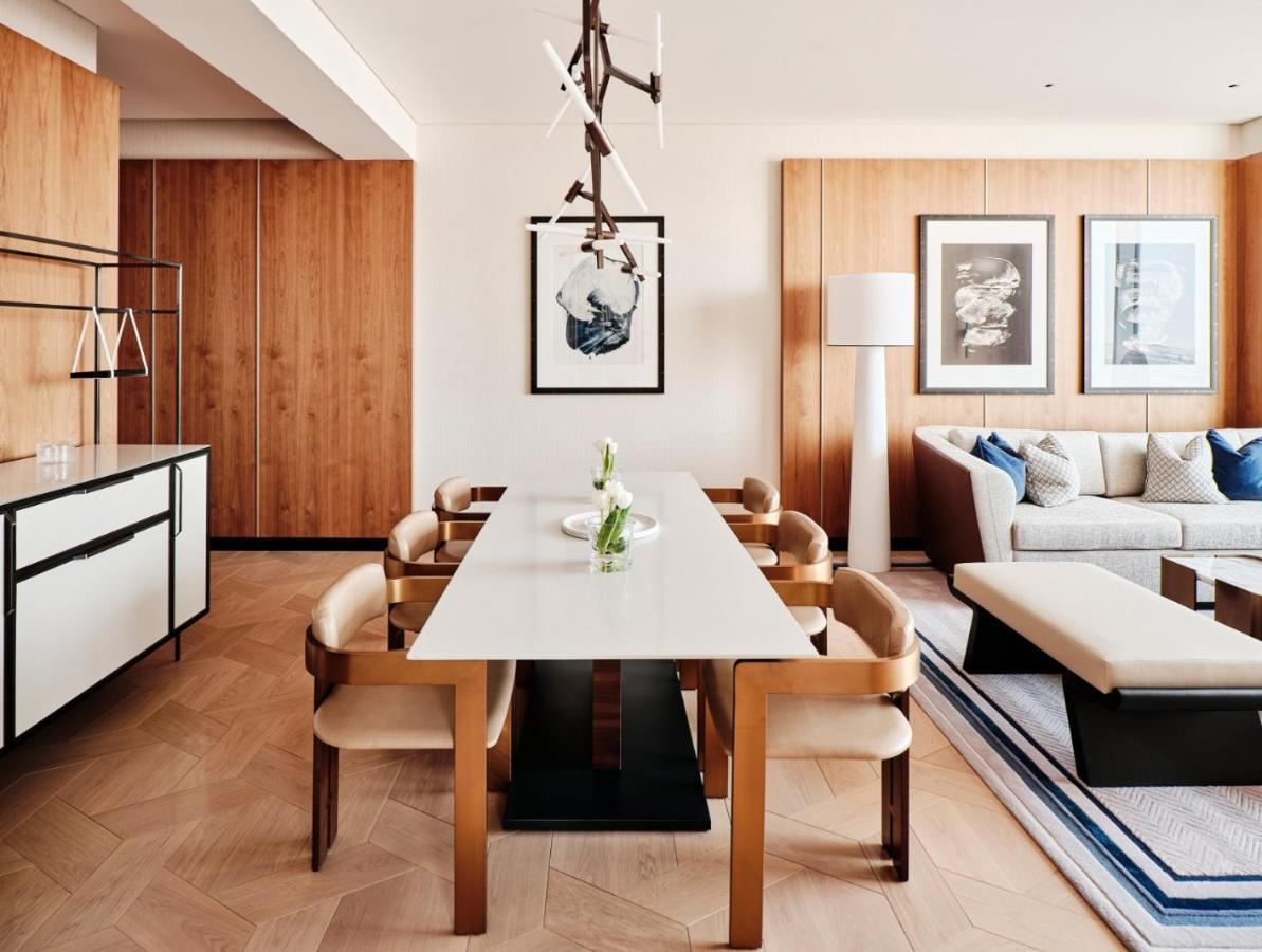科威特君悦酒店 外观 照片 A suite at the Mandarin Oriental, Munich