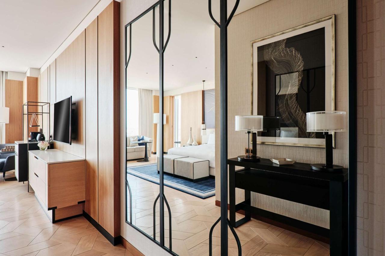 科威特君悦酒店 外观 照片 A suite at the hotel