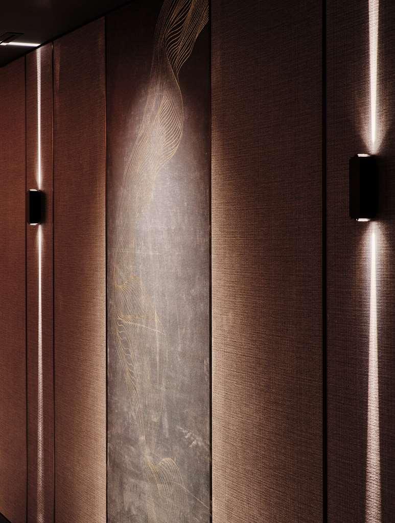 科威特君悦酒店 客房 照片 A brushed stainless steel refrigerator